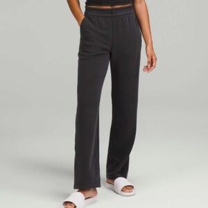 Lululemon Softstreme High Rise Pant in Black 31”